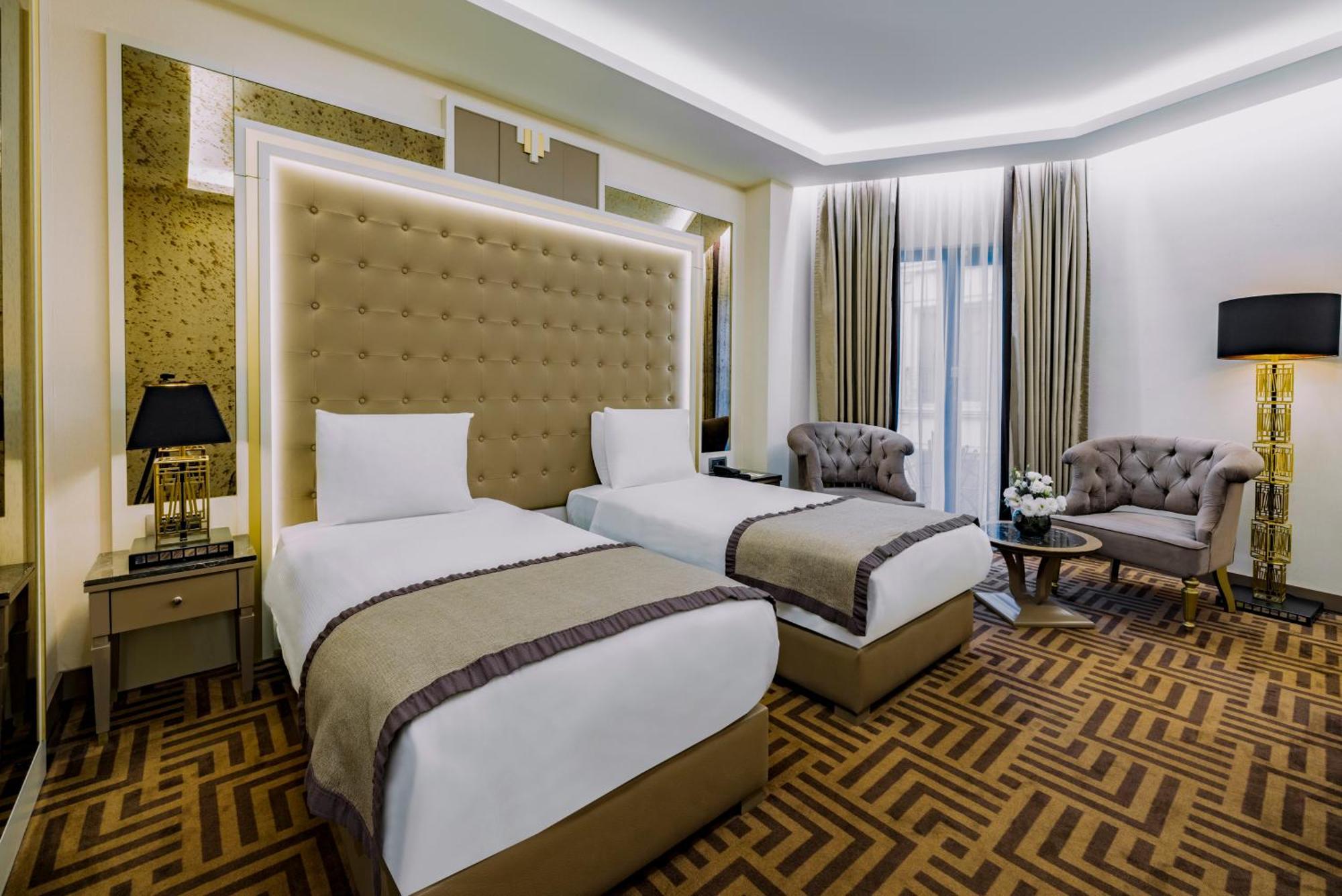 Ramada By Wyndham Istanbul Golden Horn Hotel Exterior foto